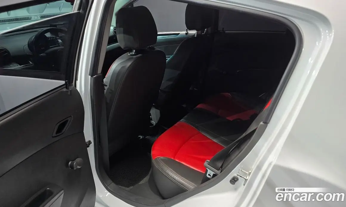 Chevrolet Matiz 2009 1.0 автомат (гидро), фото 12