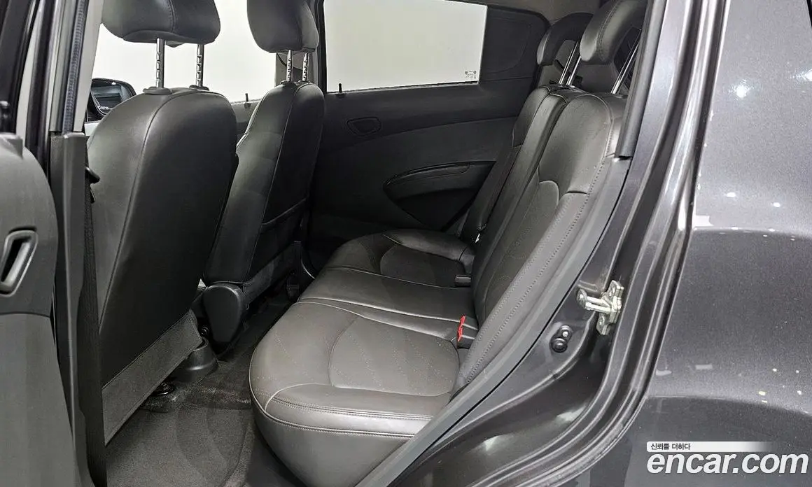 Chevrolet Spark 2015 1.0 автомат (гидро), фото 12