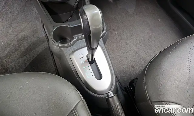 Chevrolet Spark 2015 1.0 автомат (гидро), миниатюра 9