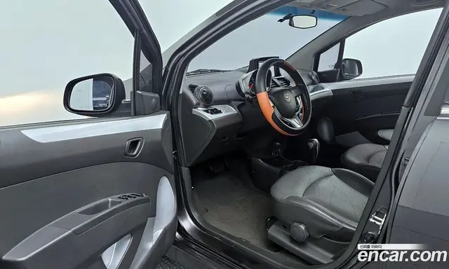 Chevrolet Spark 2015 1.0 автомат (гидро), миниатюра 10