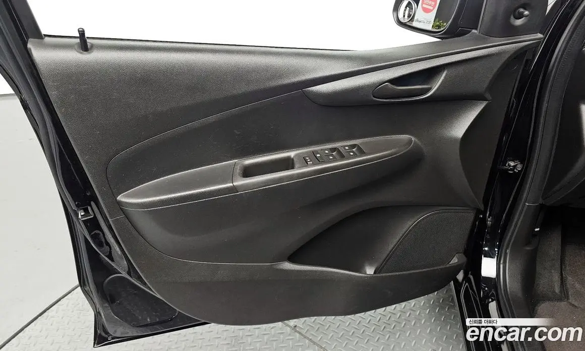 Chevrolet Spark 2016 1.0 автомат (гидро), фото 13