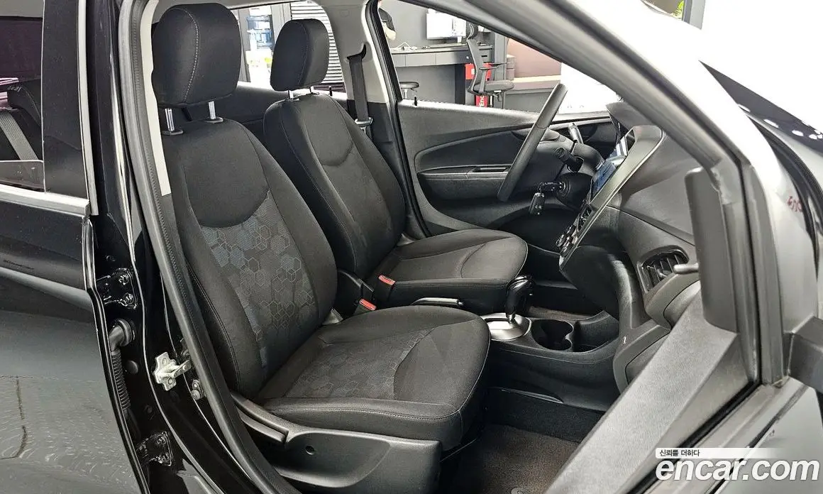 Chevrolet Spark 2016 1.0 автомат (гидро), фото 15