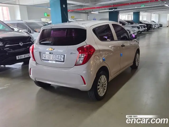 Chevrolet Spark 2016 1.0 автомат (гидро), миниатюра 6