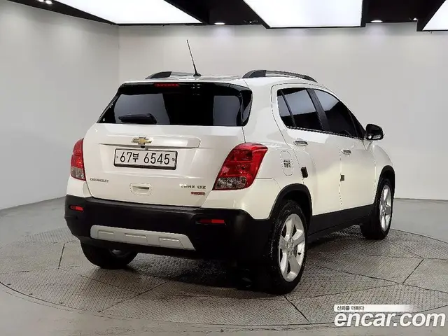 Chevrolet Trax 2015 1.4 автомат (гидро), миниатюра 4