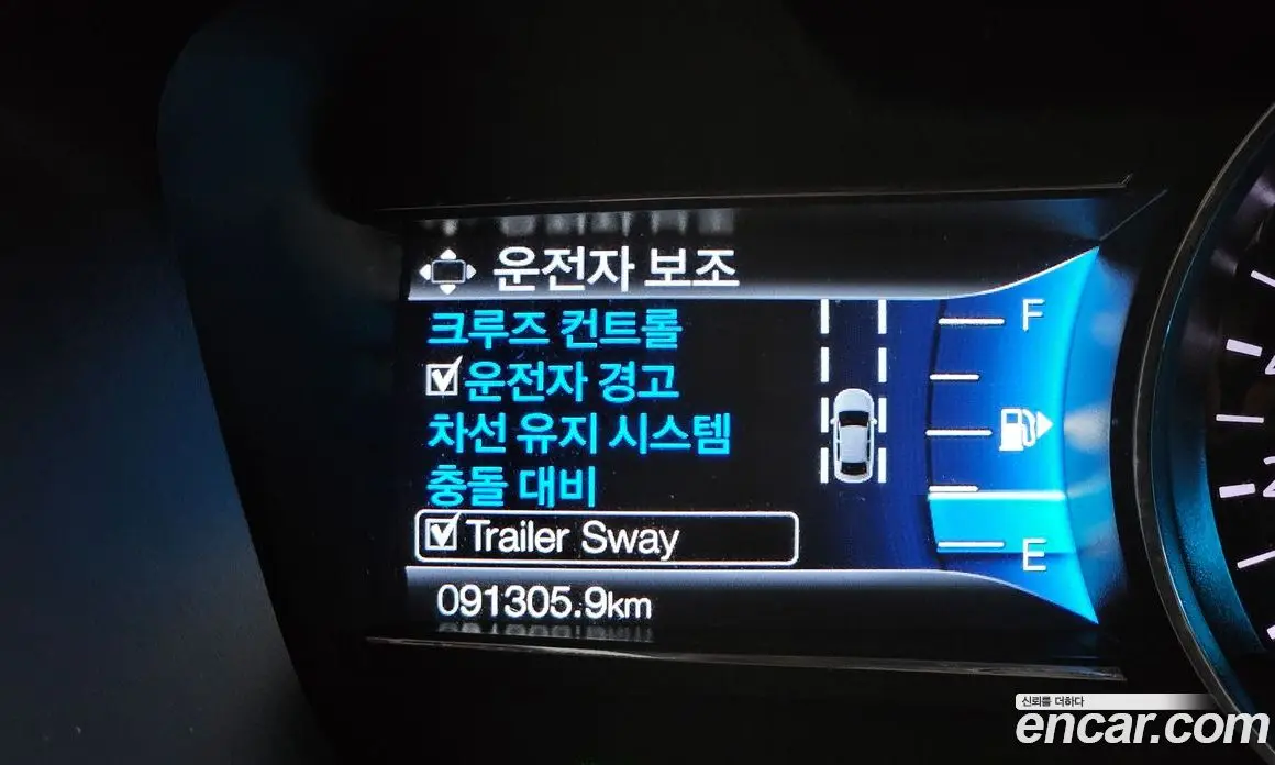 Ford Explorer 2019 2.3 автомат (гидро), фото 23