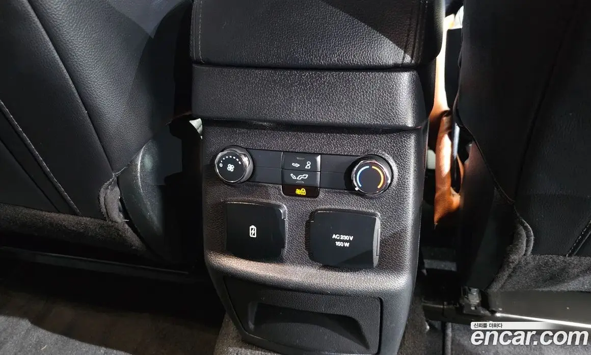 Ford Explorer 2019 2.3 автомат (гидро), фото 25