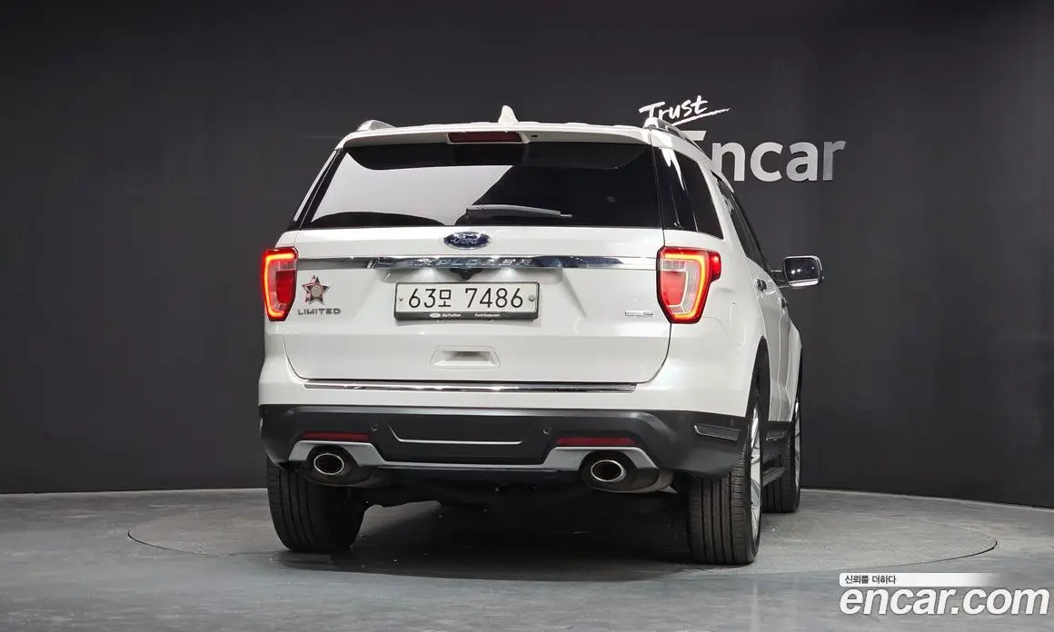 Ford Explorer 2019 2.3 автомат (гидро), фото 4