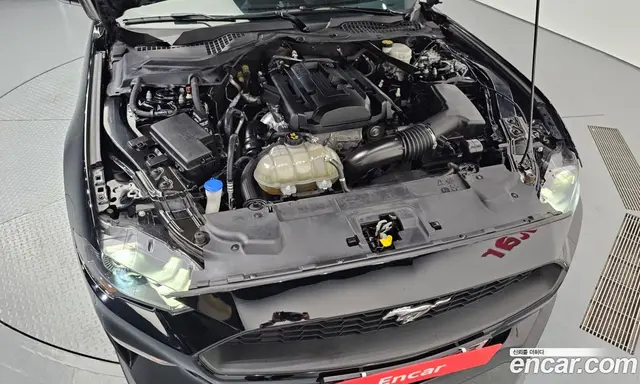 Ford Mustang 2020 2.3 автомат (гидро), миниатюра 6