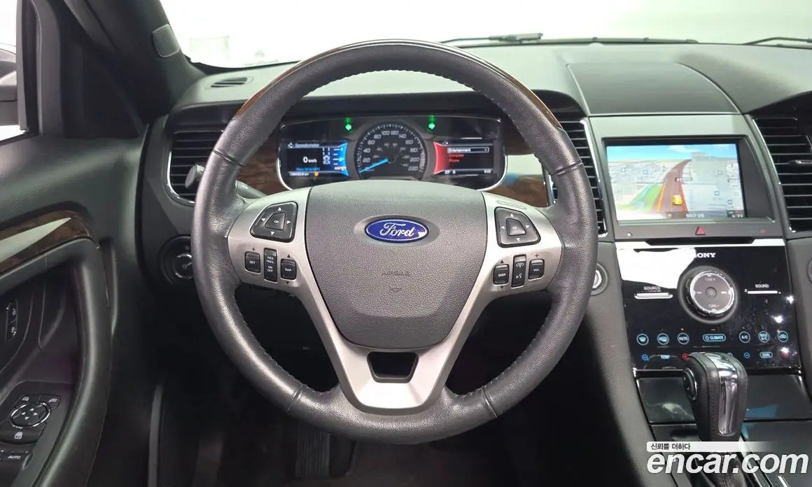 Ford Taurus 2017 2.0 автомат (гидро), фото 19