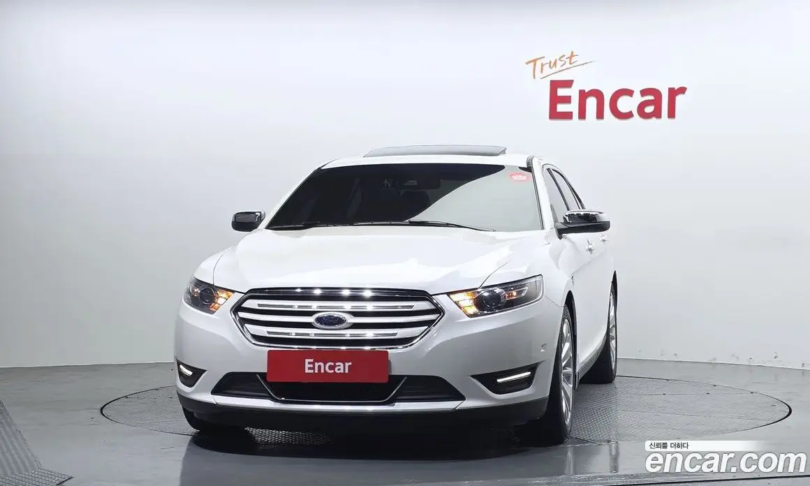 Ford Taurus 2017 2.0 автомат (гидро), фото 3