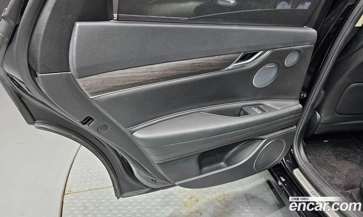 Genesis G80 2024 2.5 автомат (гидро), фото 15