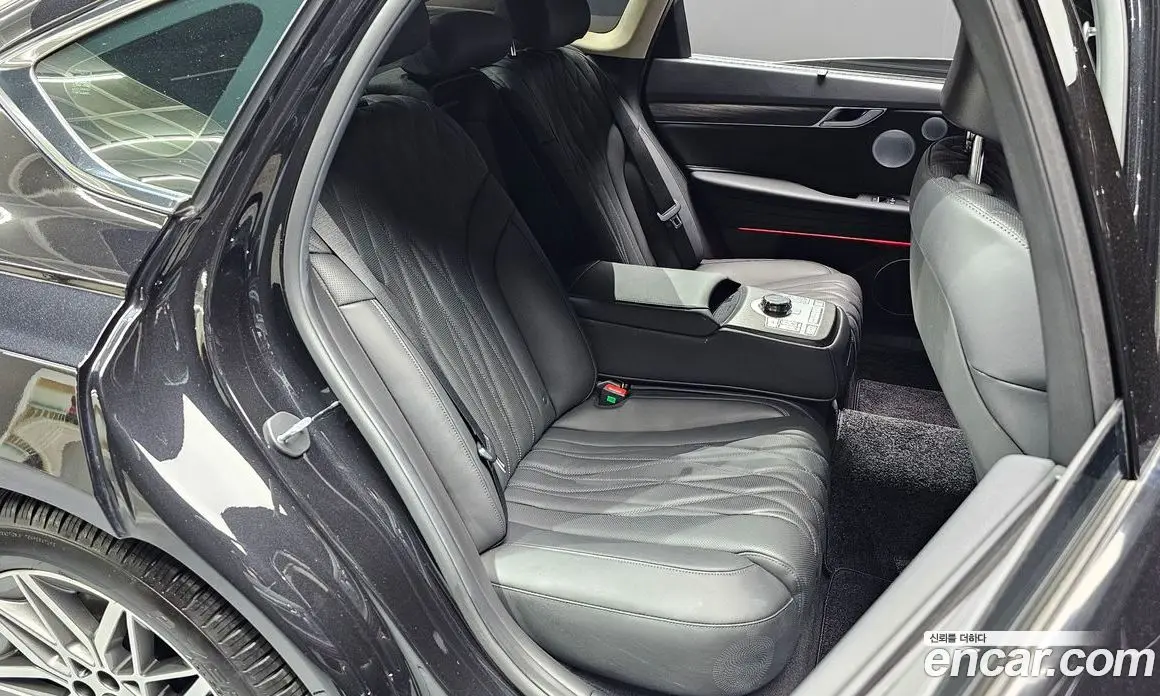 Genesis G80 2024 2.5 автомат (гидро), фото 17