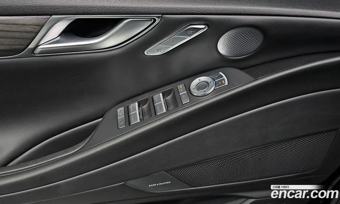 Genesis G80 2024 2.5 автомат (гидро), фото 23
