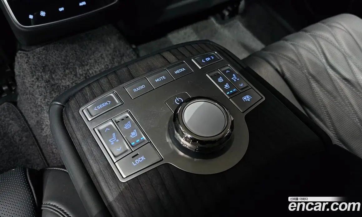 Genesis G80 2024 2.5 автомат (гидро), фото 25