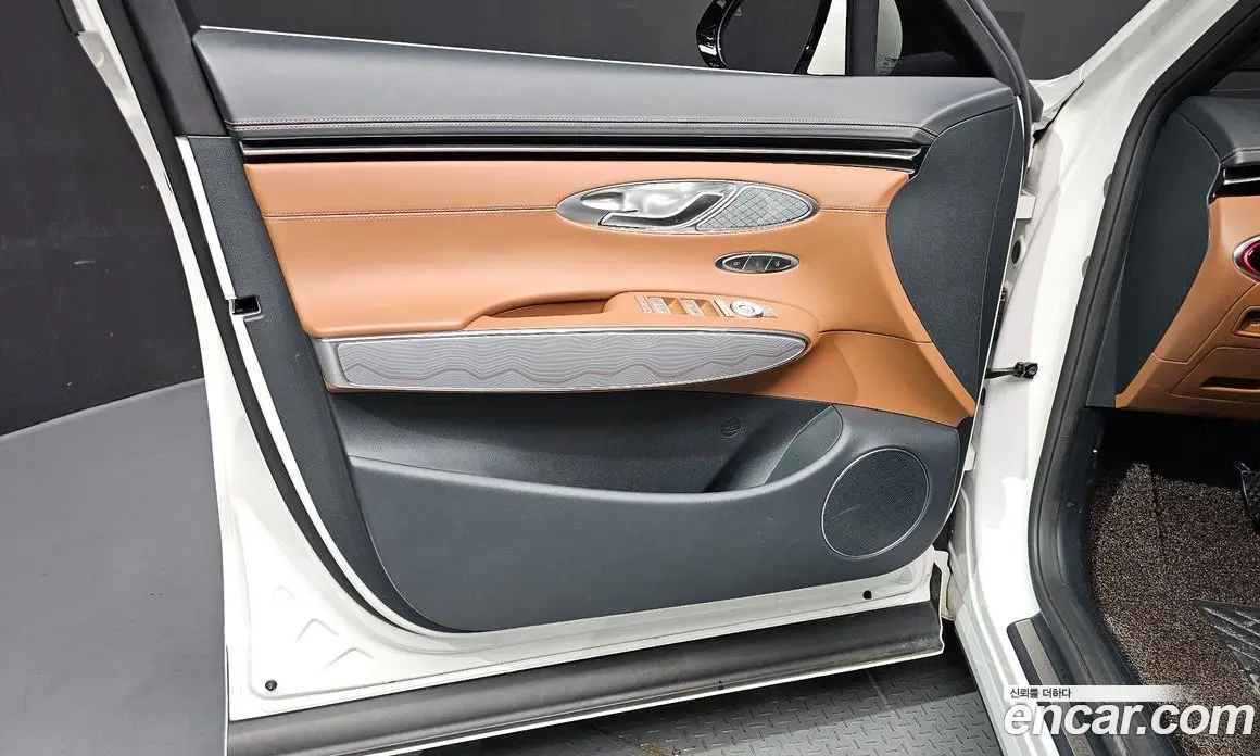 Genesis GV70 2022 2.5 автомат (гидро), фото 14