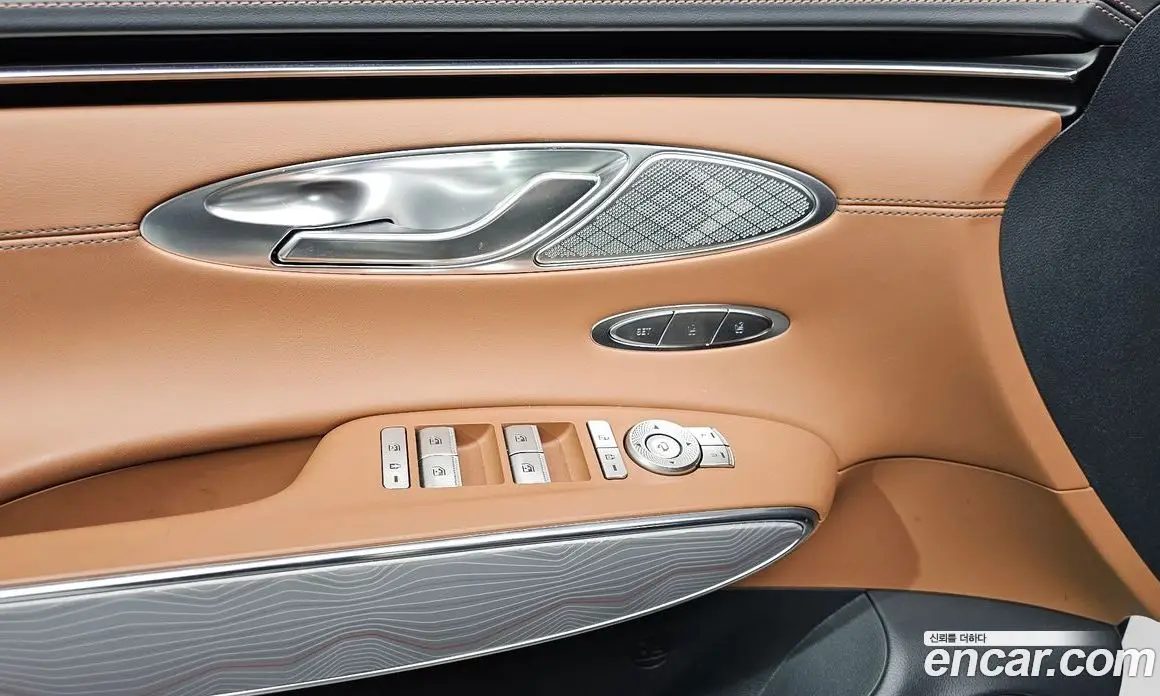 Genesis GV70 2022 2.5 автомат (гидро), фото 23