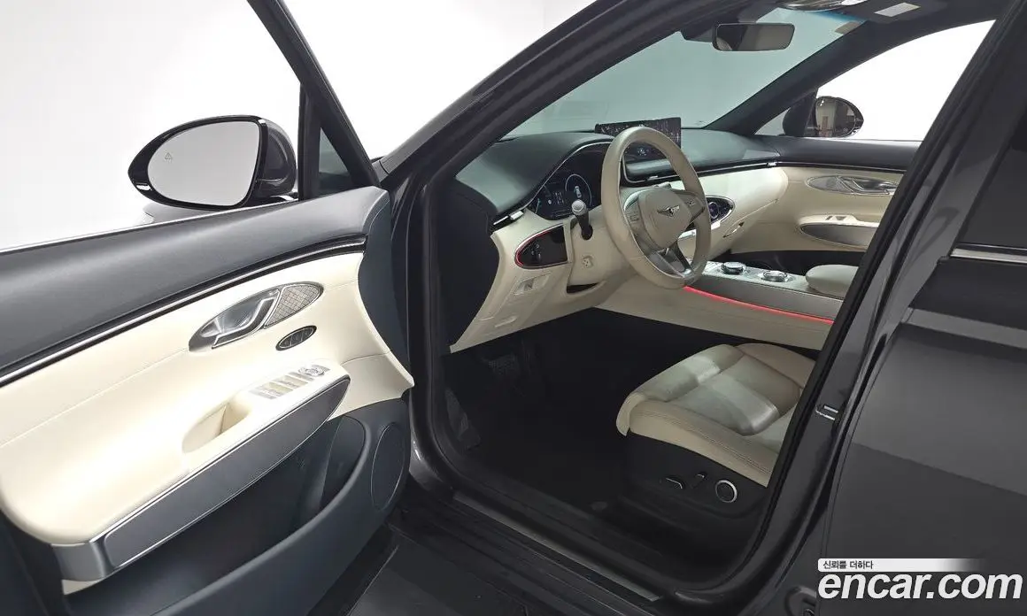 Genesis GV70 2022 0.1 автомат (гидро), фото 12