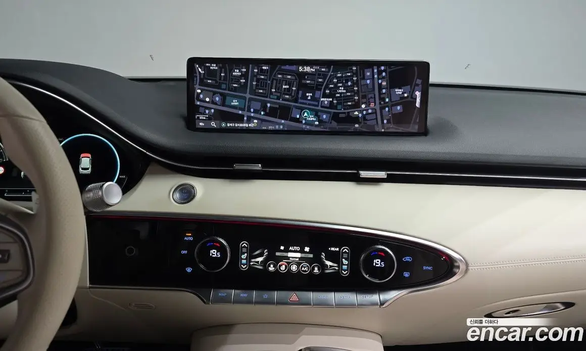 Genesis GV70 2022 0.1 автомат (гидро), фото 19