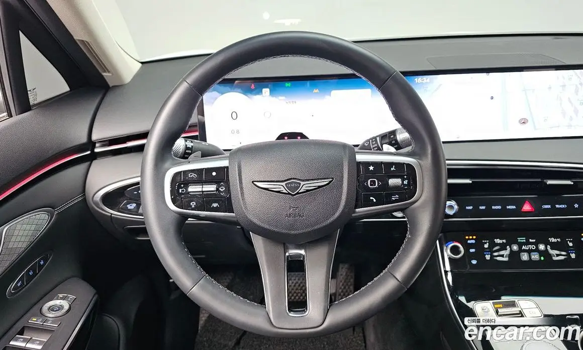 Genesis GV70 2024 2.5 автомат (гидро), фото 18