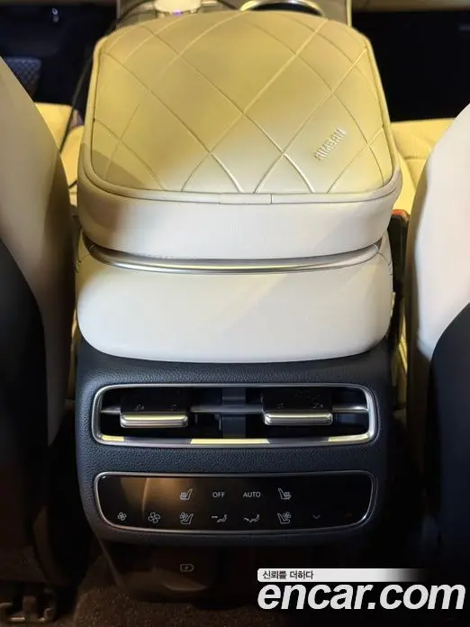 Genesis GV70 2026 2.5 автомат (гидро), фото 13