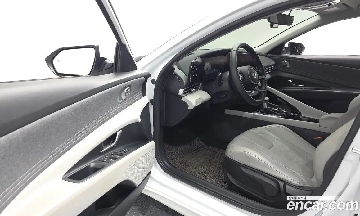 Hyundai Avante 2020 1.6 автомат (гидро), фото 11