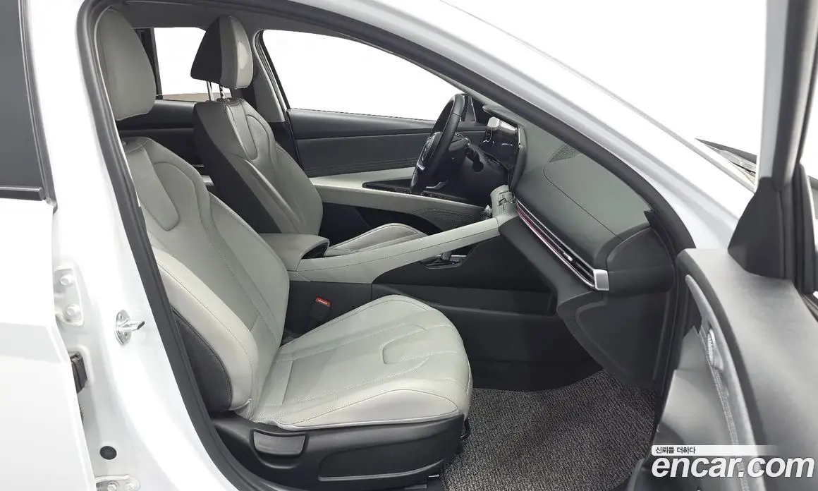 Hyundai Avante 2020 1.6 автомат (гидро), фото 10