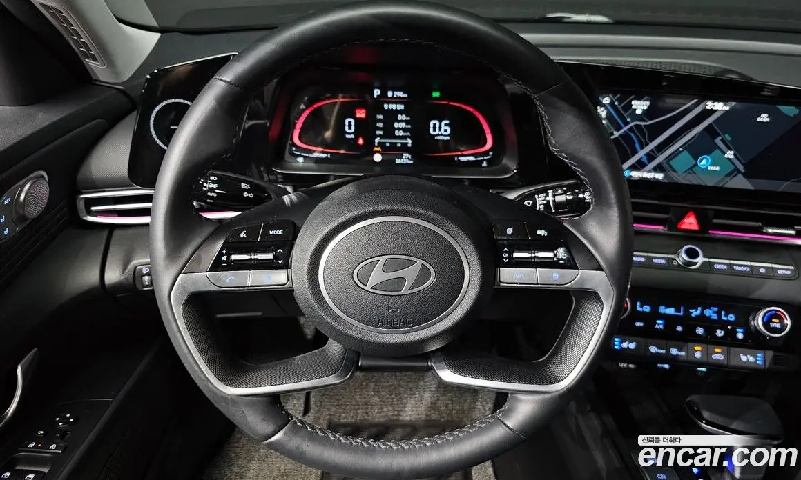 Hyundai Avante 2023 1.6 автомат (гидро), фото 21