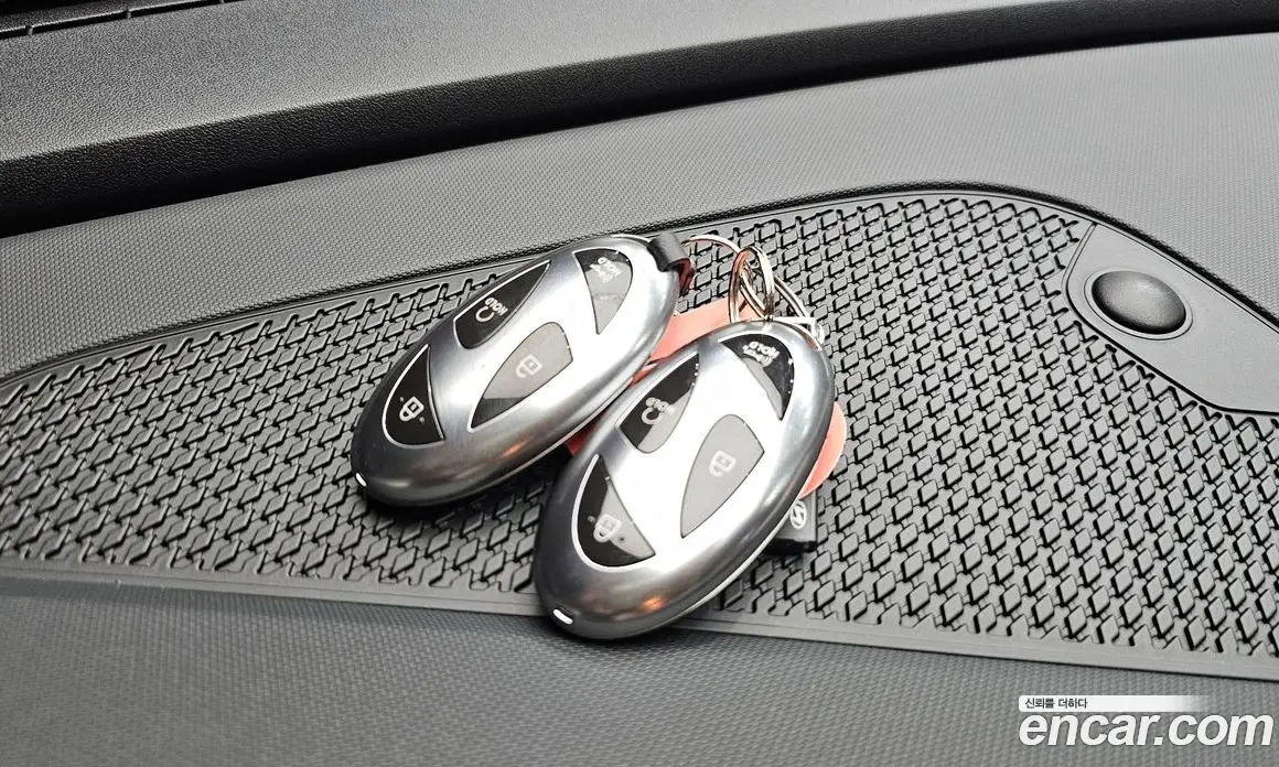 Hyundai Avante 2023 1.6 автомат (гидро), фото 29