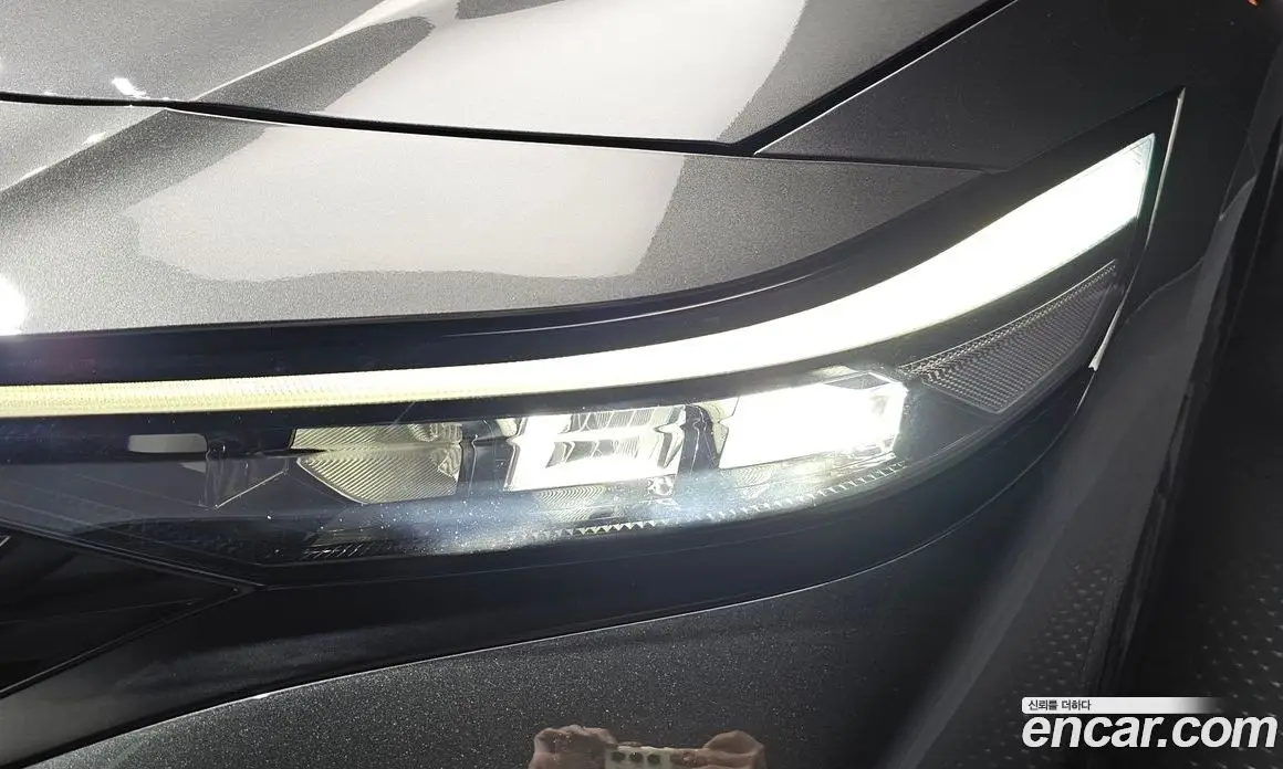 Hyundai Avante 2023 1.6 автомат (гидро), фото 8