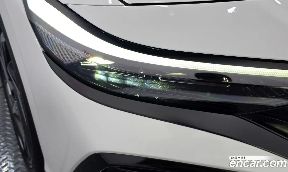 Hyundai Avante 2024 1.6 автомат (гидро), фото 7