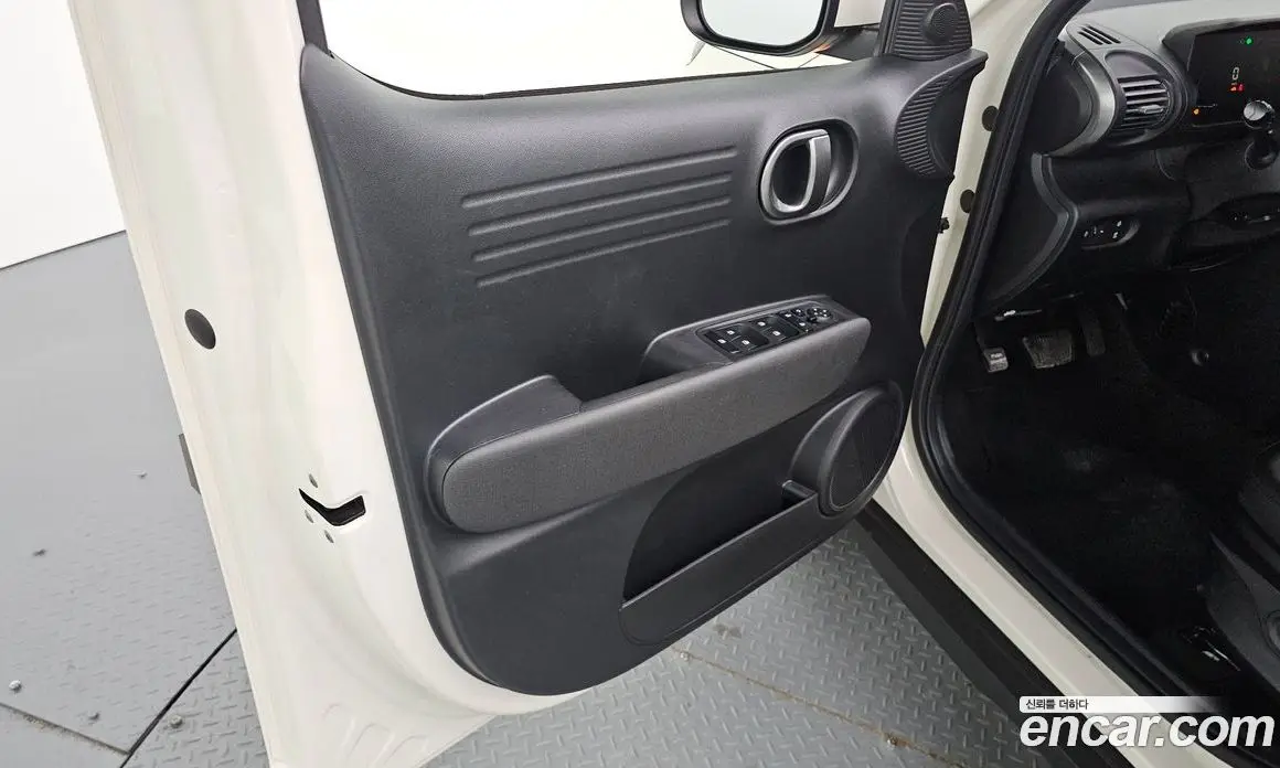 Hyundai Casper 2022 1.0 автомат (гидро), фото 14