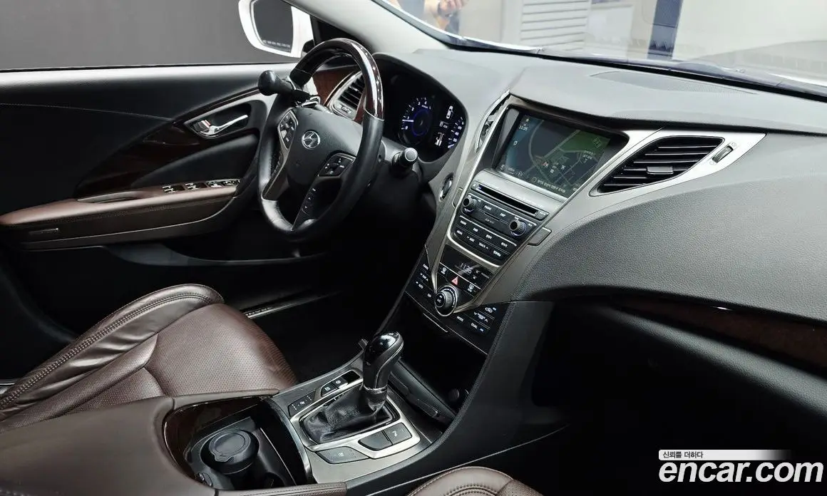 Hyundai Grandeur 2013 3.0 автомат (гидро), фото 27