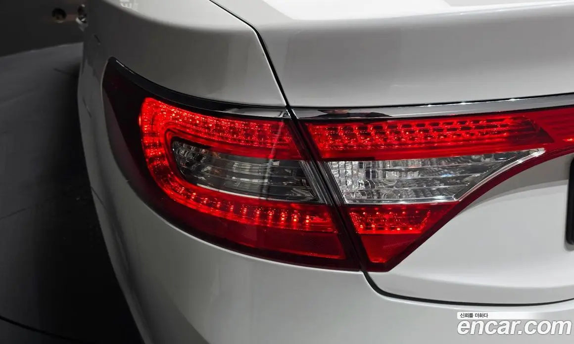 Hyundai Grandeur 2013 3.0 автомат (гидро), фото 9