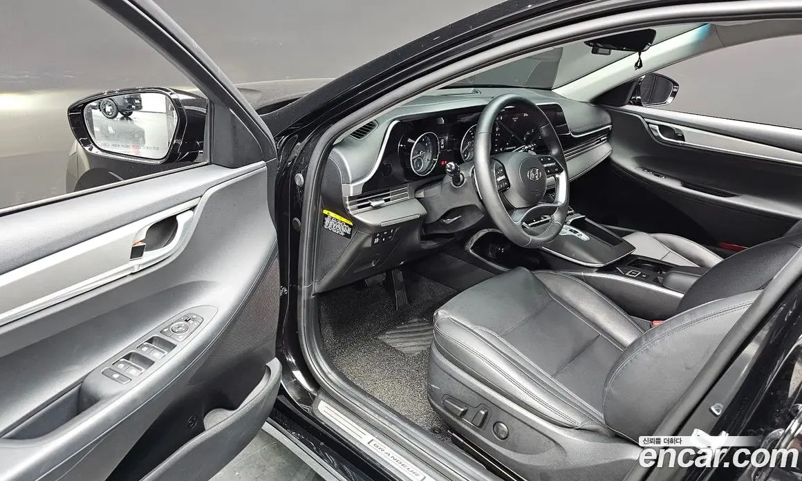 Hyundai Grandeur 2020 3.0 автомат (гидро), фото 17