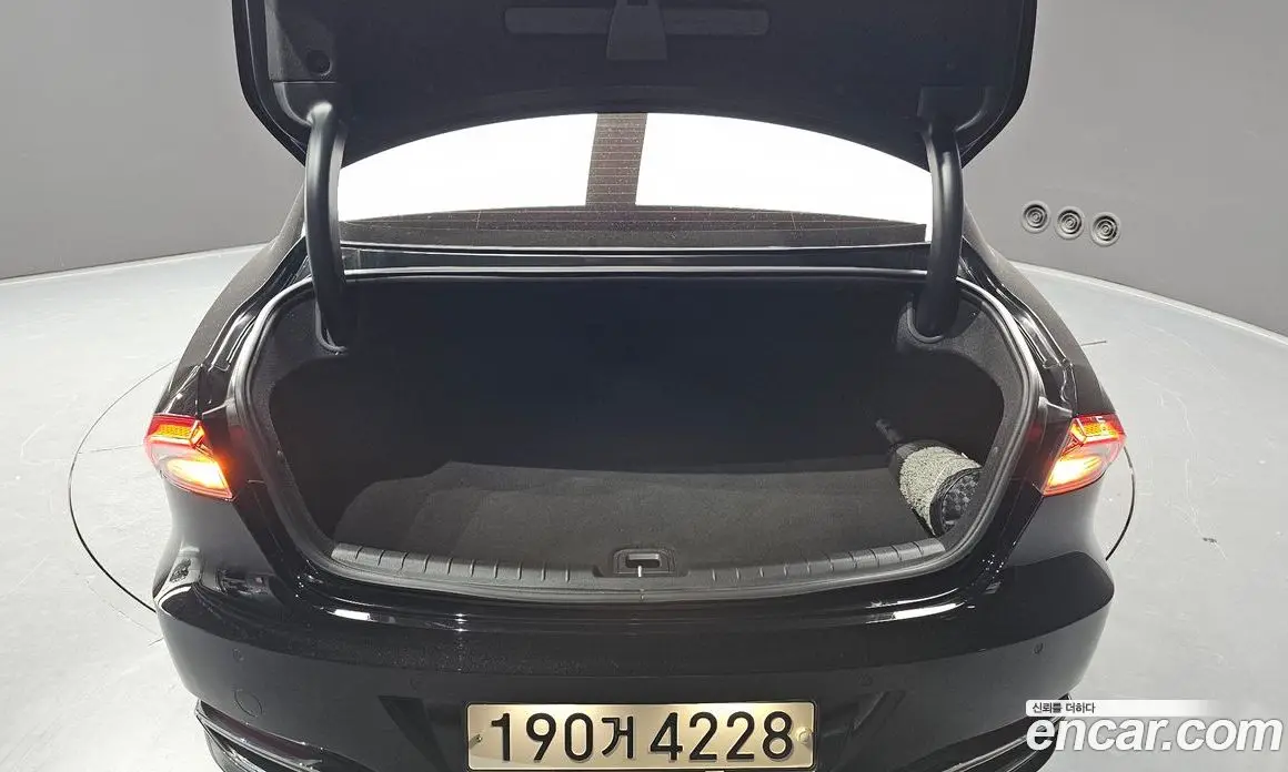 Hyundai Grandeur 2020 3.0 автомат (гидро), фото 26