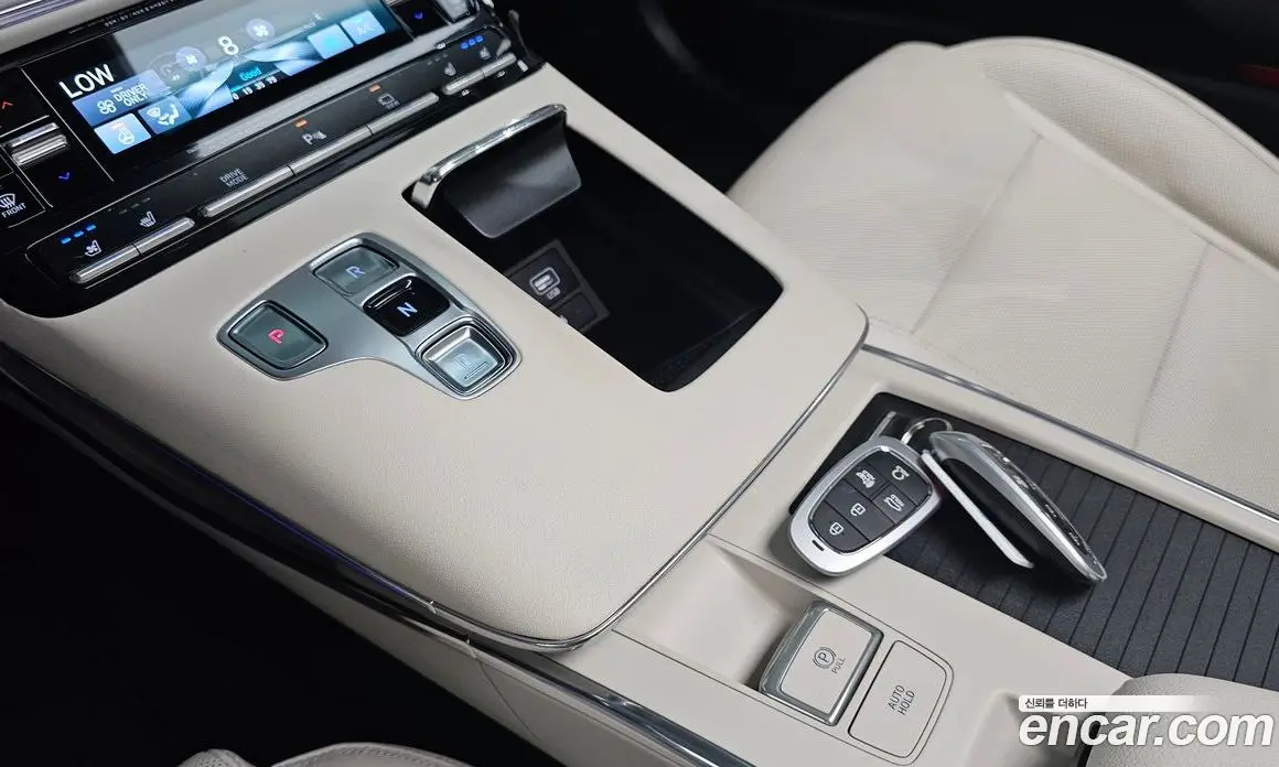 Hyundai Grandeur 2021 2.4 автомат (гидро), фото 12
