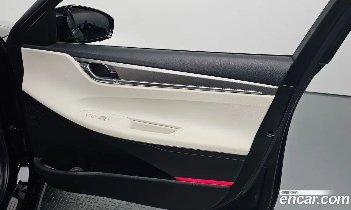 Hyundai Grandeur 2021 2.4 автомат (гидро), фото 14