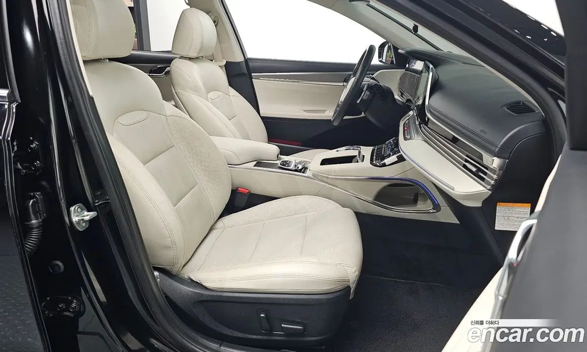 Hyundai Grandeur 2021 2.4 автомат (гидро), фото 16