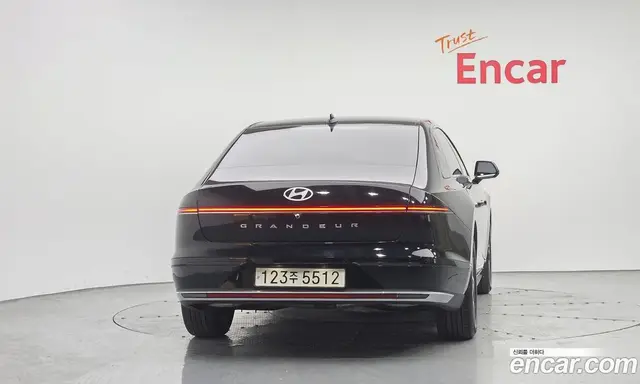 Hyundai Grandeur 2024 1.6 автомат (гидро), миниатюра 4