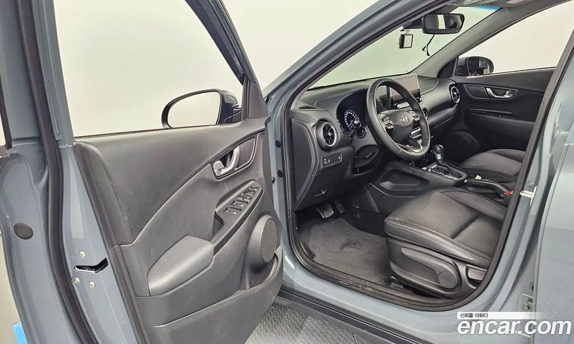 Hyundai Kona 2022 1.6 автомат (гидро), фото 13