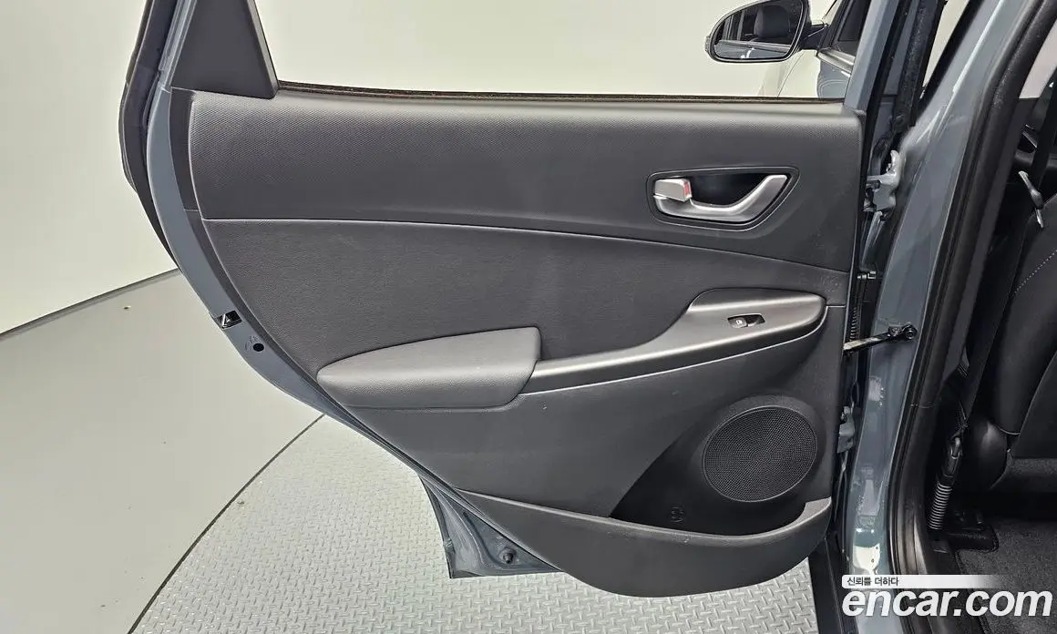 Hyundai Kona 2022 1.6 автомат (гидро), фото 15