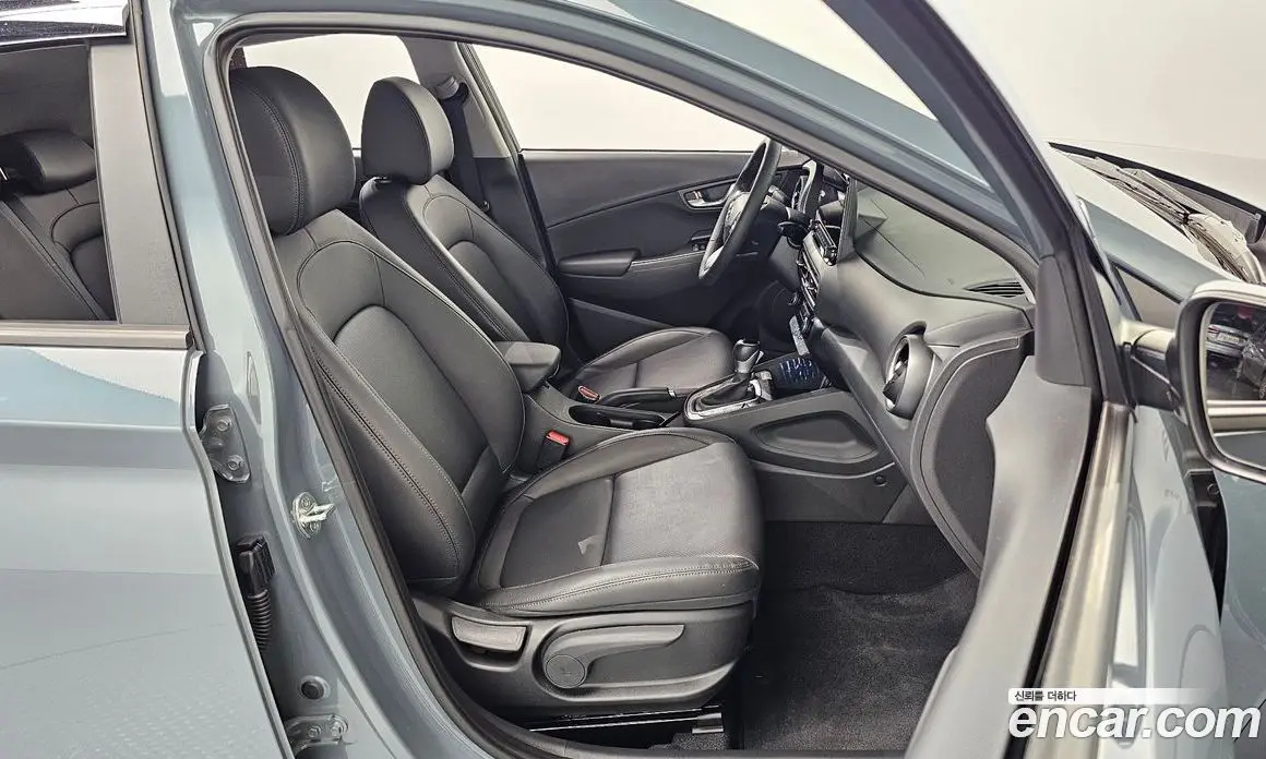 Hyundai Kona 2022 1.6 автомат (гидро), фото 16