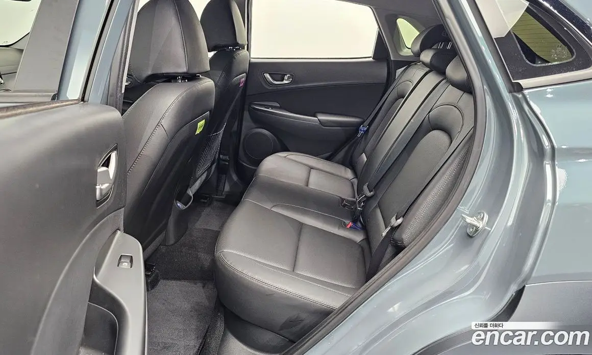 Hyundai Kona 2022 1.6 автомат (гидро), фото 17
