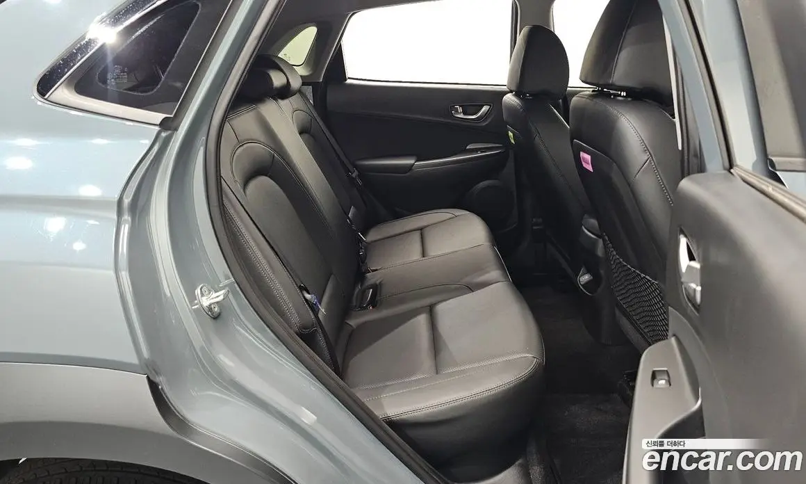 Hyundai Kona 2022 1.6 автомат (гидро), фото 18