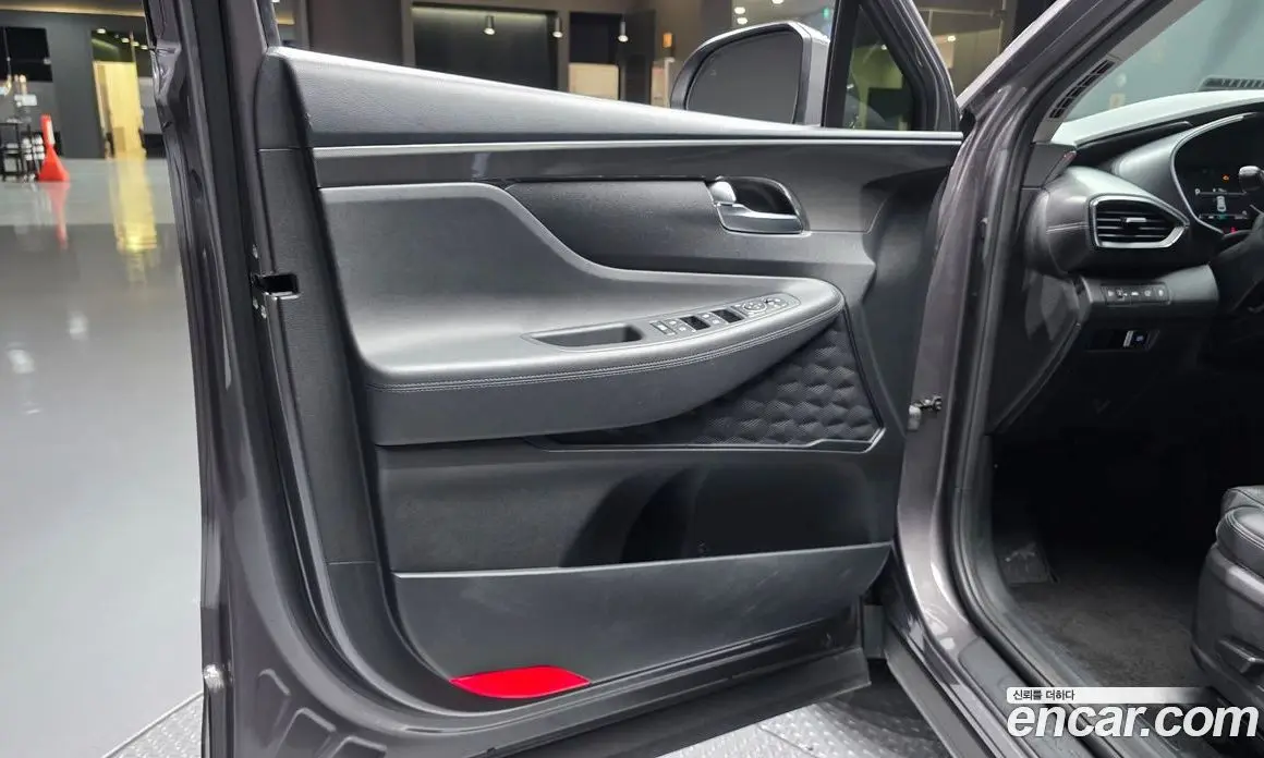 Hyundai Santa Fe 2022 2.2 автомат (гидро), фото 14