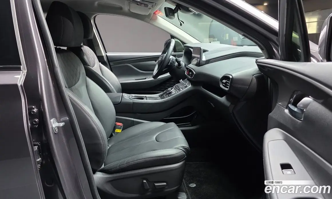 Hyundai Santa Fe 2022 2.2 автомат (гидро), фото 16
