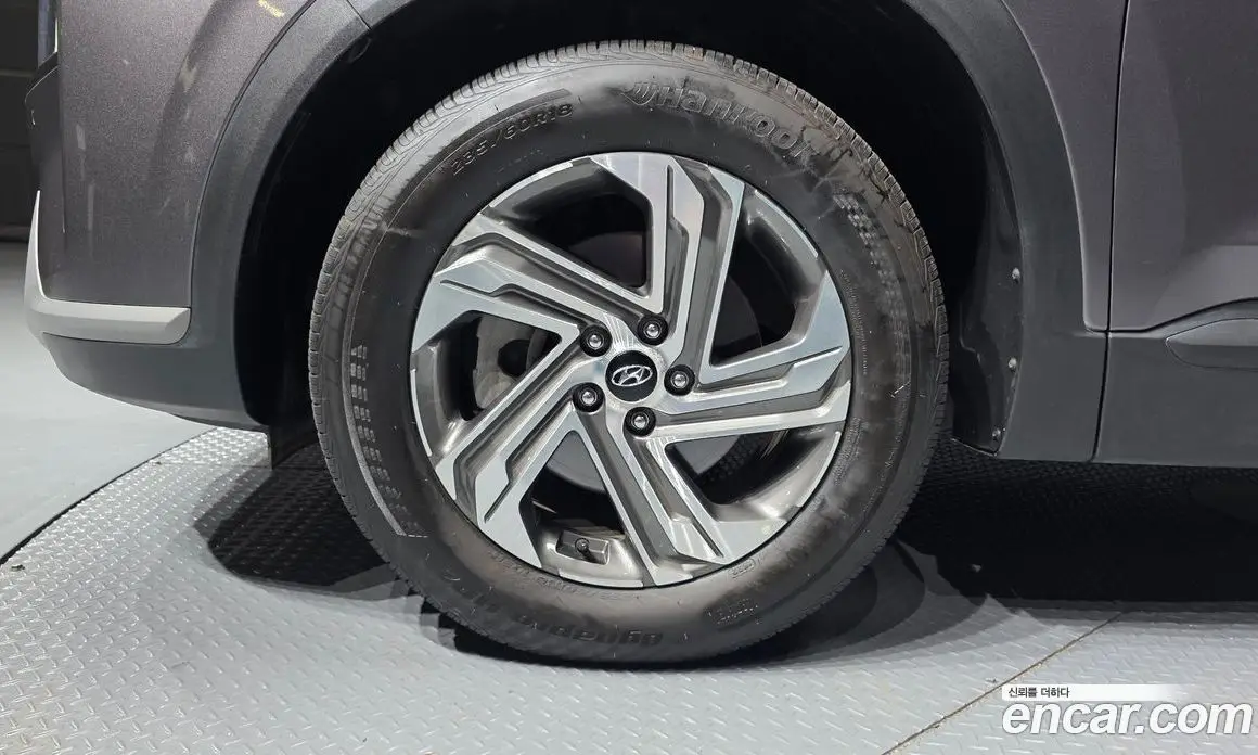Hyundai Santa Fe 2022 2.2 автомат (гидро), фото 5