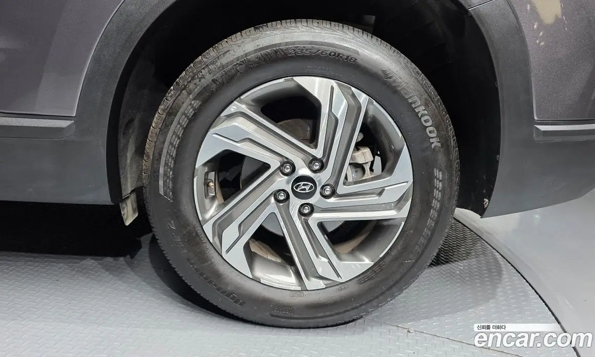 Hyundai Santa Fe 2022 2.2 автомат (гидро), фото 7