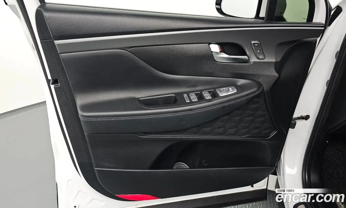 Hyundai Santa Fe 2022 1.6 автомат (гидро), фото 14