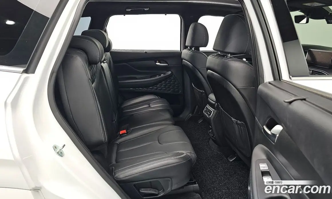 Hyundai Santa Fe 2022 1.6 автомат (гидро), фото 18